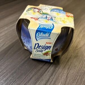 Glade Design Scents Holiday Evergreen Blue and Beige Candle